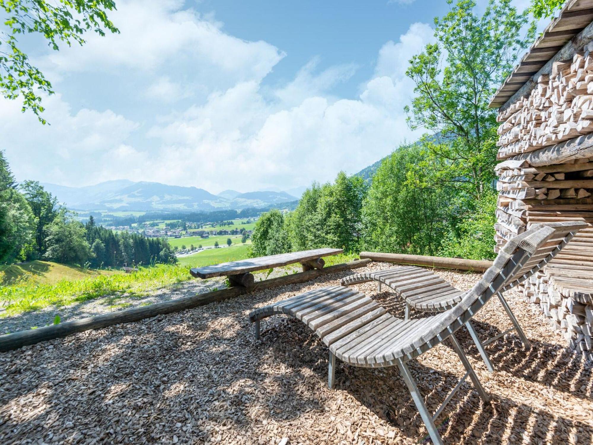 Property In Kirchbichl Esterno foto