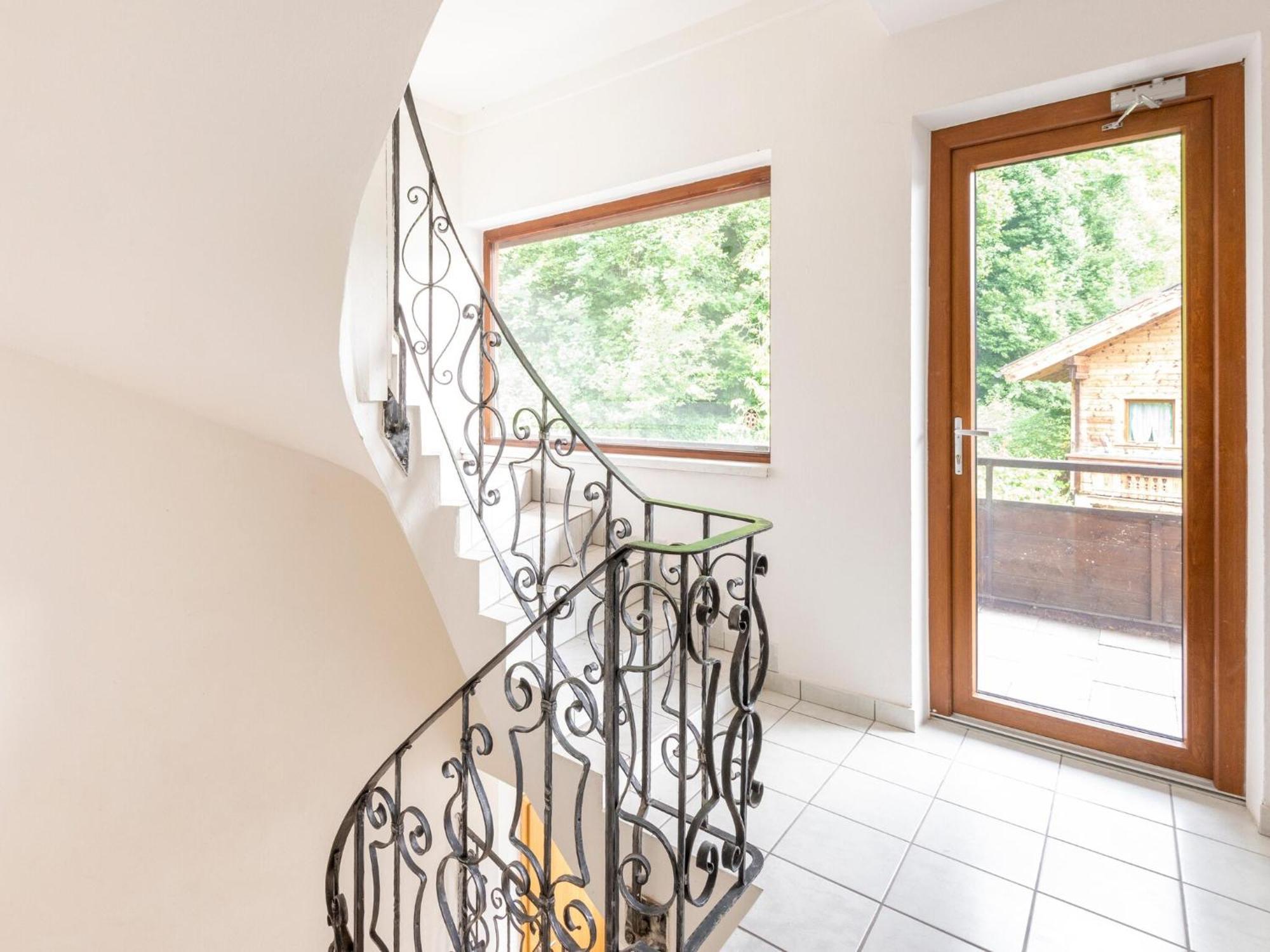 Property In Kirchbichl Esterno foto
