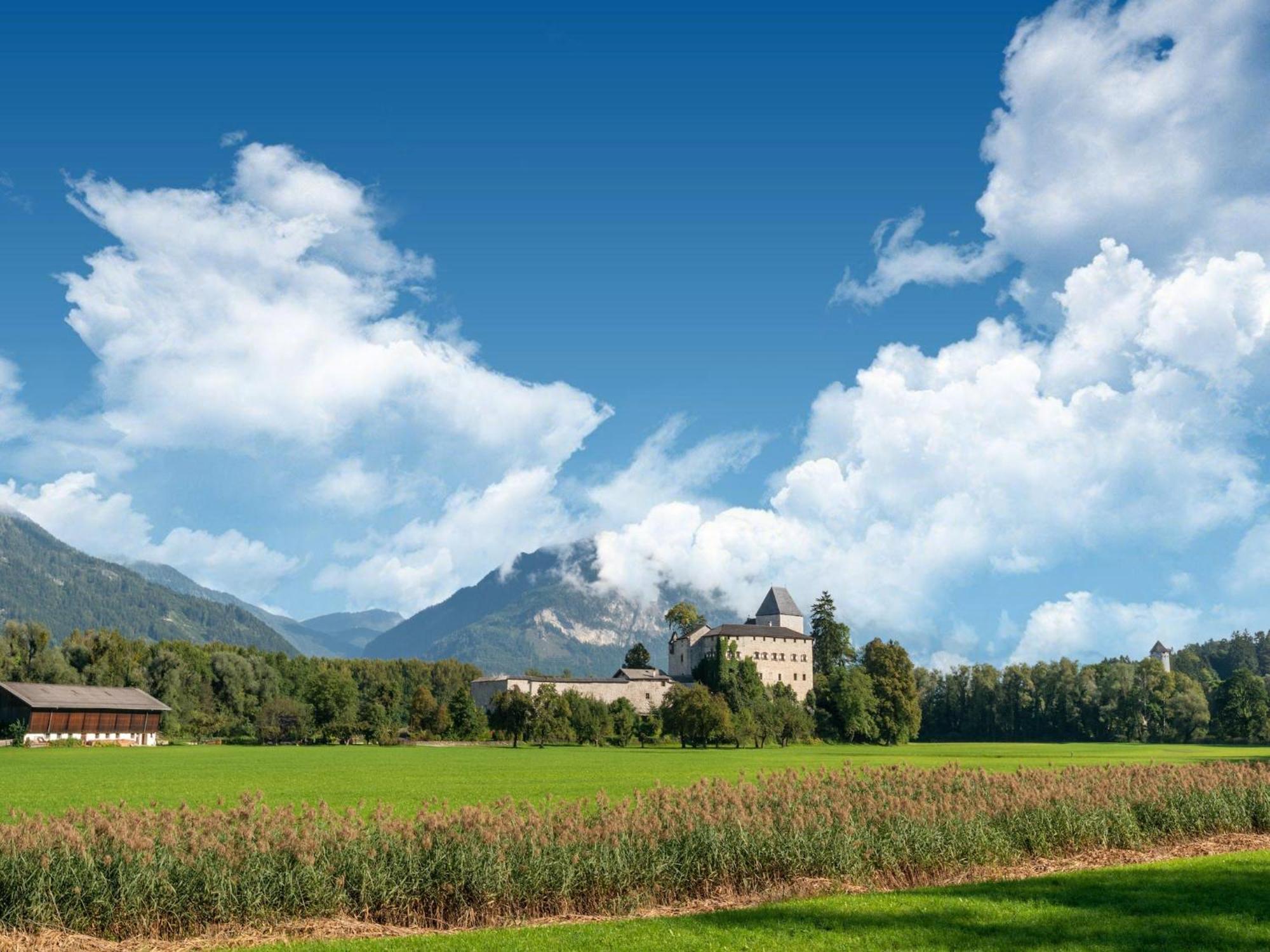 Property In Kirchbichl Esterno foto